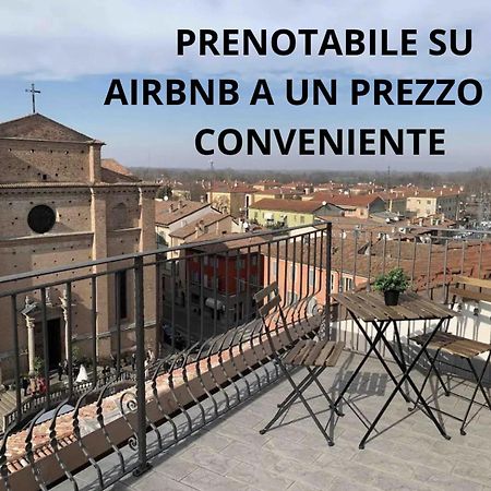 Apartmán Mansarda Con Vista In Centro A Piacenza Exteriér fotografie